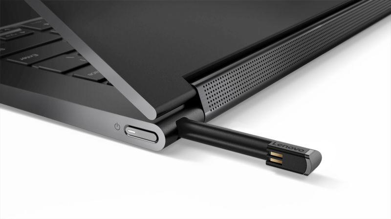 Yoga C930 wchodzi do polskich sklepów