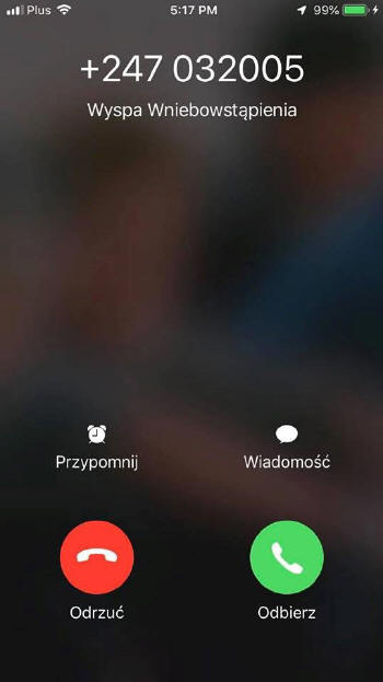 Dzwonią do Ciebie z Wyspy Wniebowstąpienia? Nie oddzwaniaj!