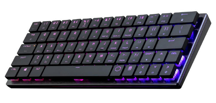 Cooler Master SK621 - niskoprofilowa i bezprzewodowa