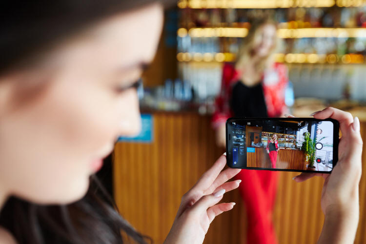 LG G8s ThinQ - Trzy aparaty i wiele więcej...