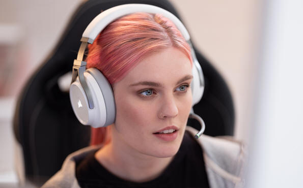CORSAIR Virtuoso RGB Wireless