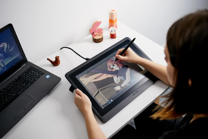 Wacom - ekran piórkowy Cintiq dla początkujących twórców
