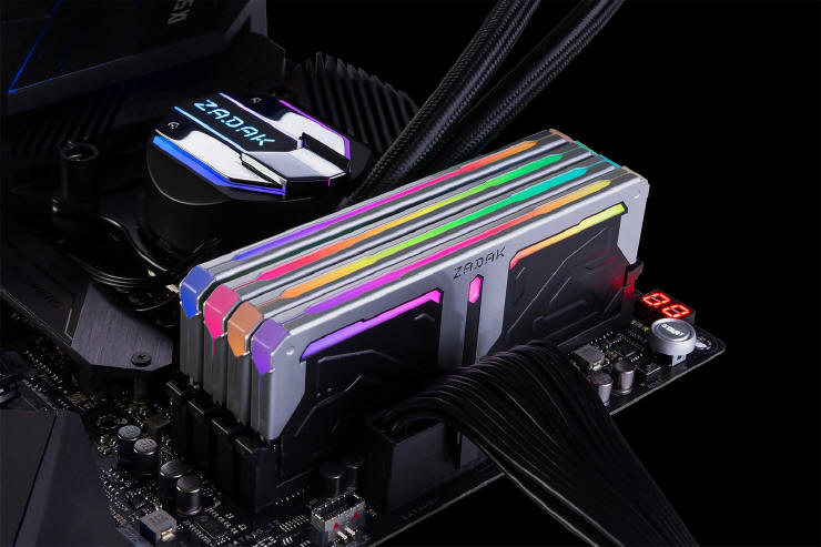 ZADAK SPARK RGB DDR4 - nowa seria pamięci