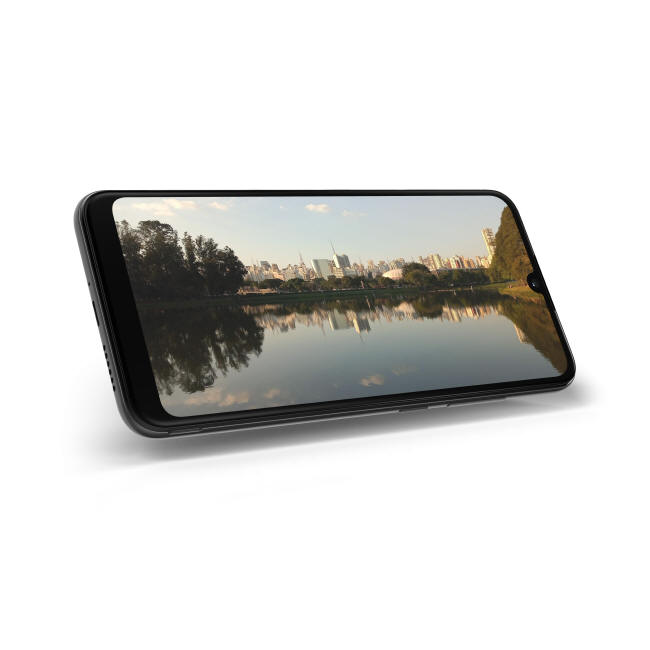 Motorola moto e6 plus