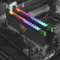 Obrazek VIPER GAMING prezentuje moduły VIPER STEEL z podświetleniem RGB