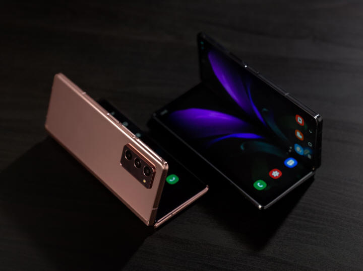 Samsung Galaxy Z Fold2 5G – zmieniamy kształt przyszłości