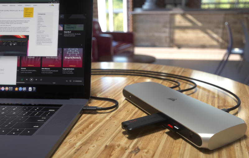 CORSAIR - stacja dokująca Thunderbolt 3 TBT100