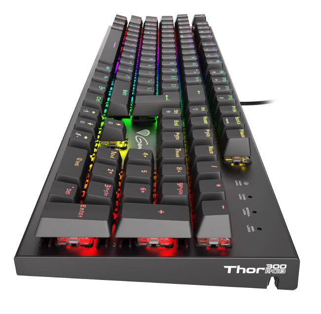 Genesis Thor 300 RGB - solidny ’mechanik’