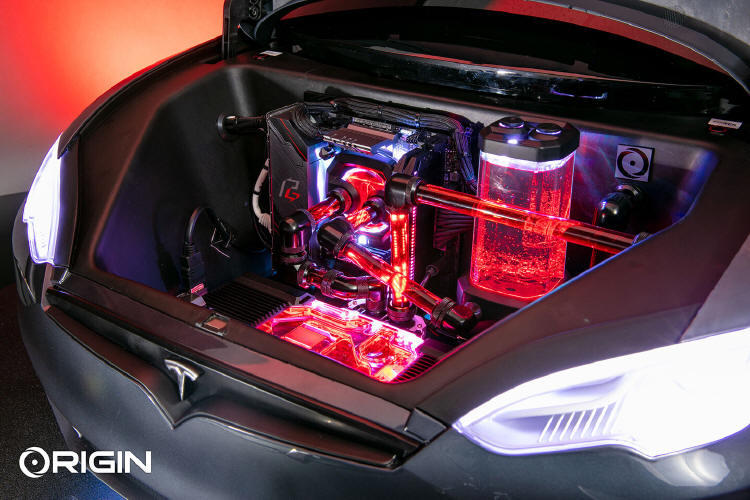 Origin PC Ludicrous - komputer inspirowany samochodem Tesla