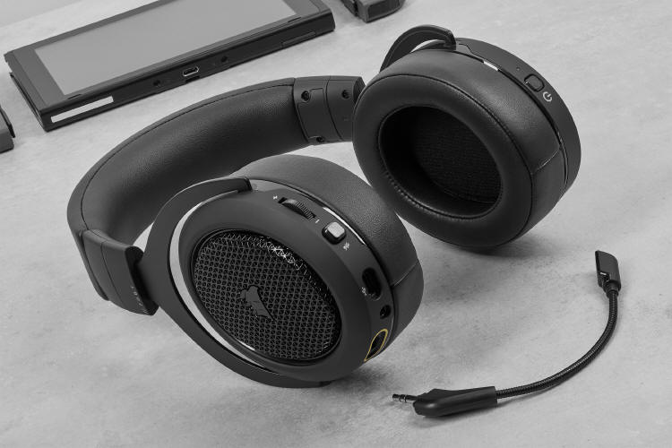 CORSAIR HS70 Bluetooth