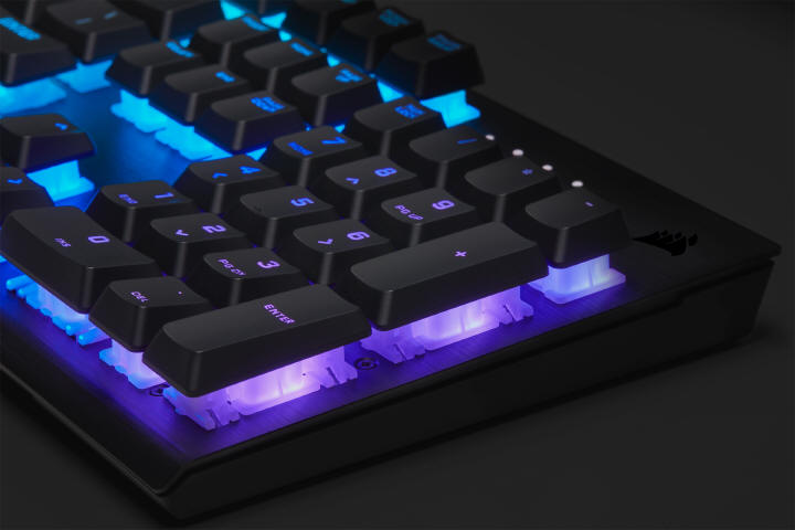 CORSAIR K60 RGB PRO z nowymi przełącznikami CHERRY MX