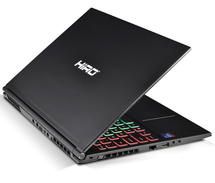 HIRO serii 7165 oraz 7166 - Dwa notebooki dla graczy