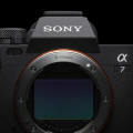 Obrazek Sony α7 IV z 33-megapikselowym, penoklatkowym przetwornikiem obrazu