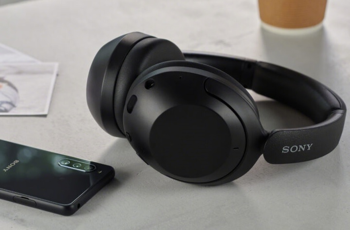 SONY WF-C500 i WH-XB910N - nowe słuchawki bezprzewodowe