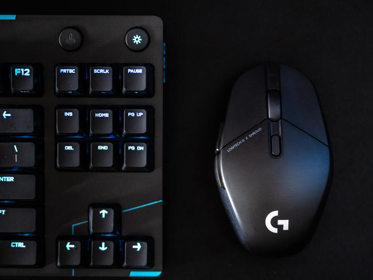 LOGITECH G303 SHROUD EDITION