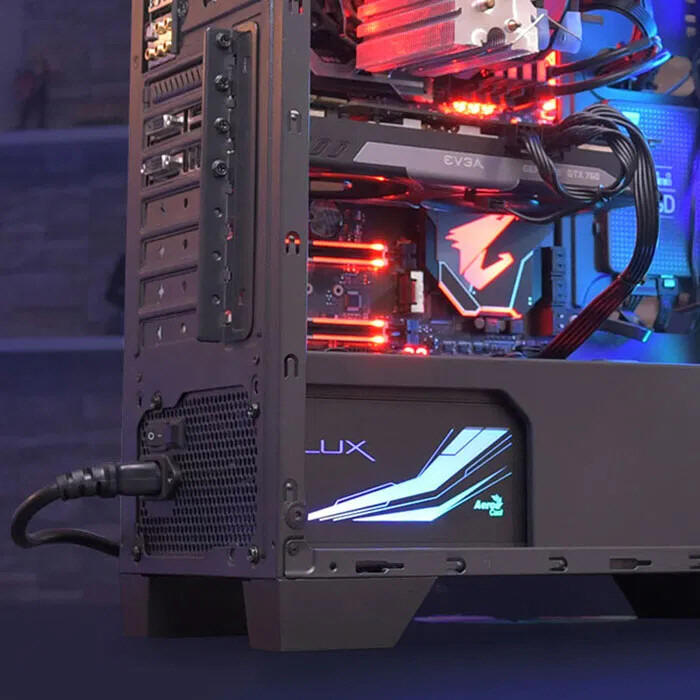 AeroCool LUX RGB 850M