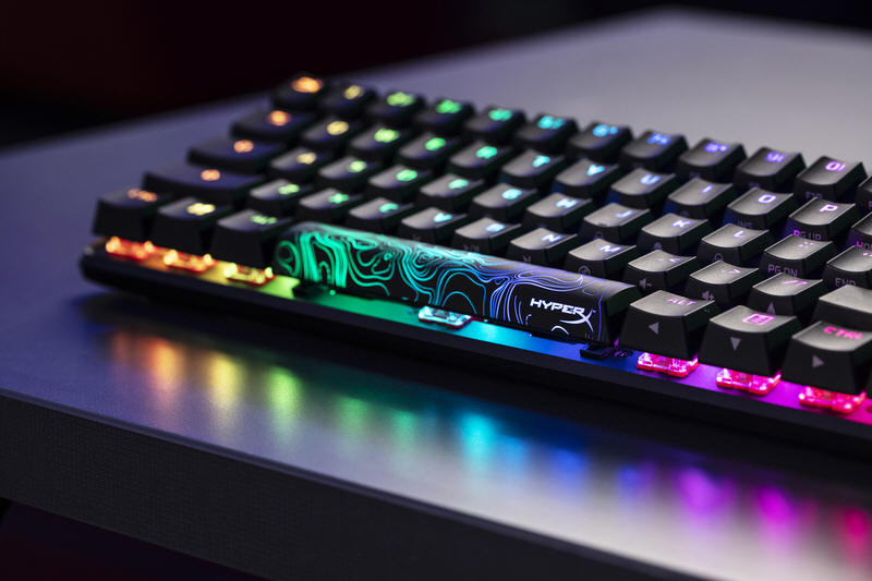 HyperX Alloy Origins 60 już dostępna w krajach regionu EMEA
