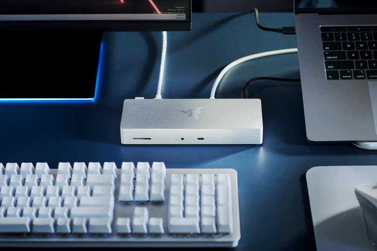 Razer - stacja dokująca Thunderbolt 4 oraz ładowarka GaN USB-C