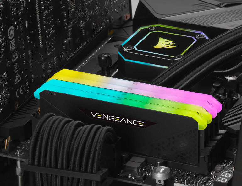 CORSAIR – Premiera dwóch nowych pamięci DDR4