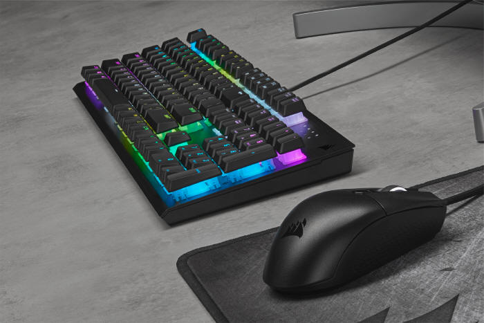 CORSAIR wprowadza do sprzeday myszk KATAR PRO XT