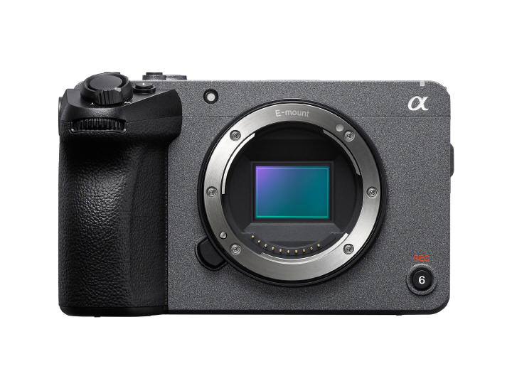 Sony powiększa serię Cinema Line o nową kamerę 4K Super 35