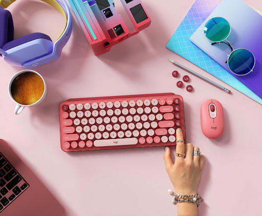 Logitech prezentuje lifestylową klawiaturę mechaniczną i mysz