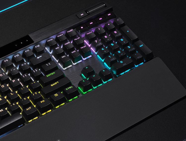 CORSAIR K70 RGB PRO