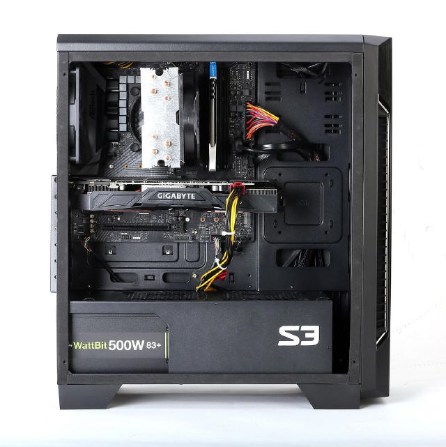 Zalman S3 TG - przestronna obudowa z trzema wentylatorami