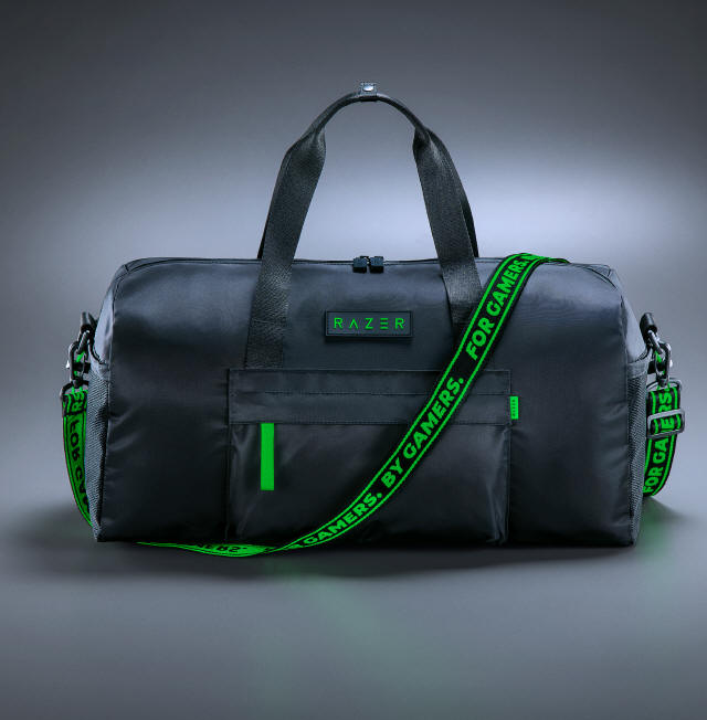 Razer Instinct Collection i Nomad Duffel Bag
