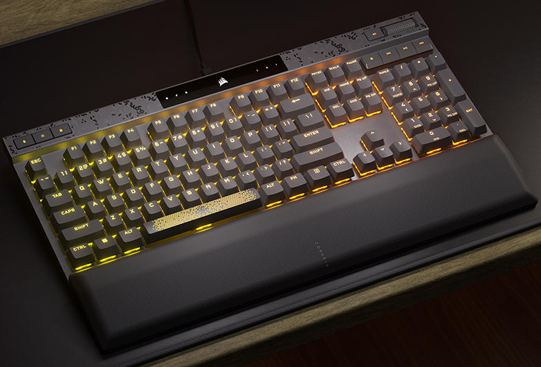 CORSAIR K70 MAX z magnetycznymi przełącznikami