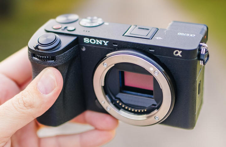 Sony wprowadza swój najbardziej zaawansowany korpus APS-C α6700