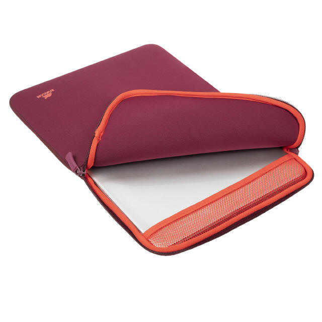 RIVACASE Antishock – nowe, chronice przed wstrzsami, etui na laptopy