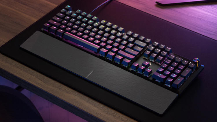 CORSAIR przedstawia K70 CORE