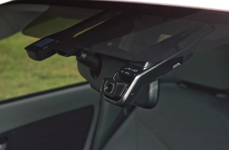 Mio MiVue J756DS – dyskretny zestaw 2 kamer samochodowych