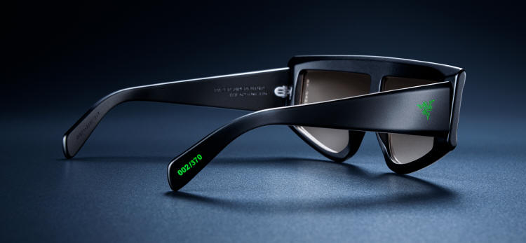 Razersuperfuture - Retrosuperfuture i Razer łączą siły