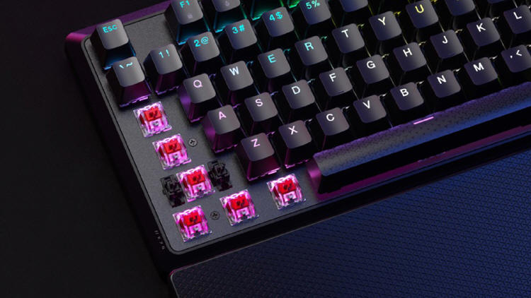 CORSAIR przedstawia K70 CORE