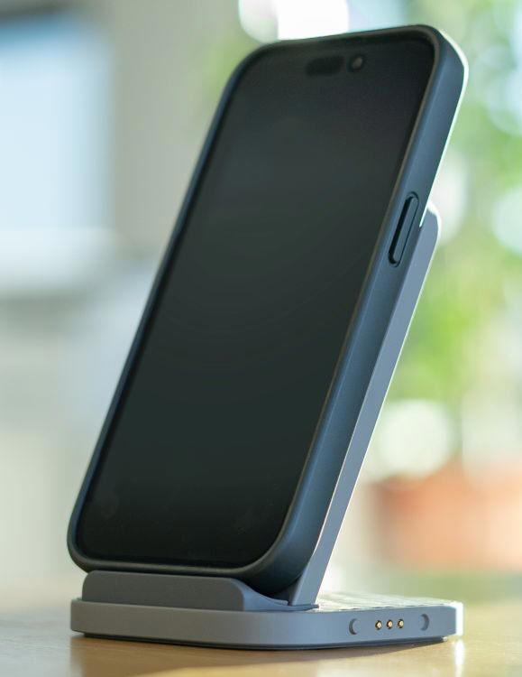Xtorm Wireless Charging Stand Solo