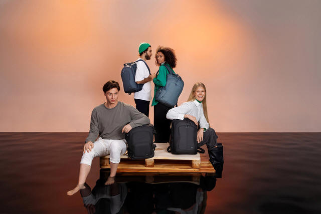 Lifestylowe plecaki i torby RIVACASE
