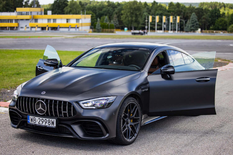 Polska premiera laptopa MSI Stealth 16 Mercedes-AMG Motorsport