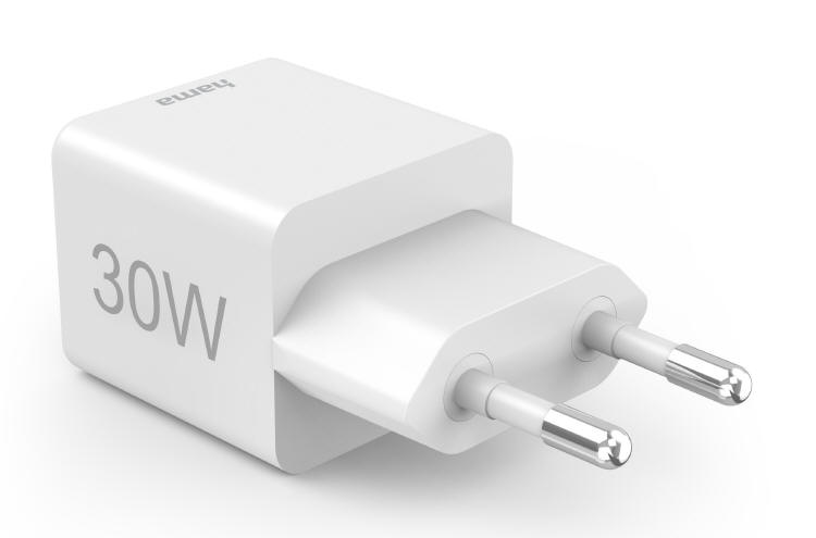 Hama - dwie nowe ładowarki mini o mocy 20 i 30 W