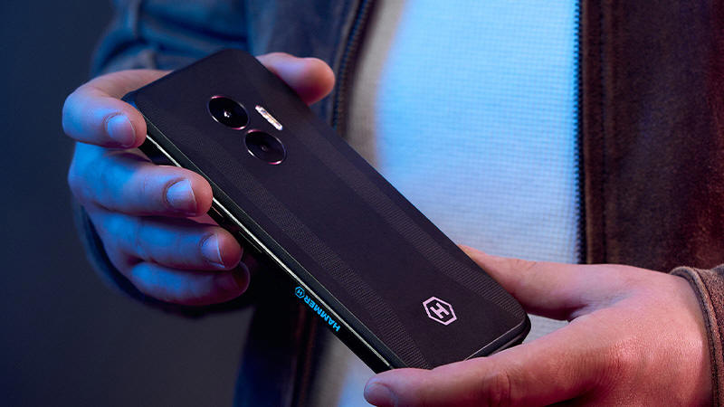 HAMMER BLADE V 5G - pancerny telefon z wymienną baterią