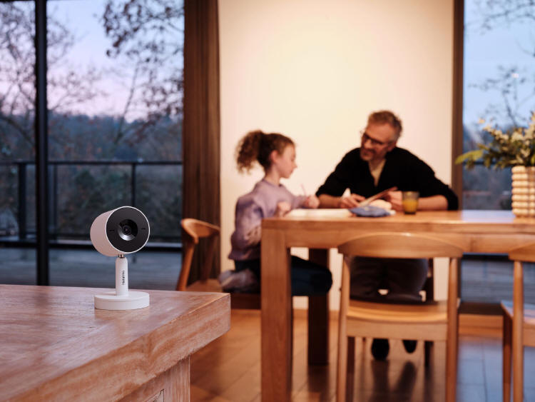 Netatmo Advance - strażnik domu z mechaniczną przesłoną prywatności