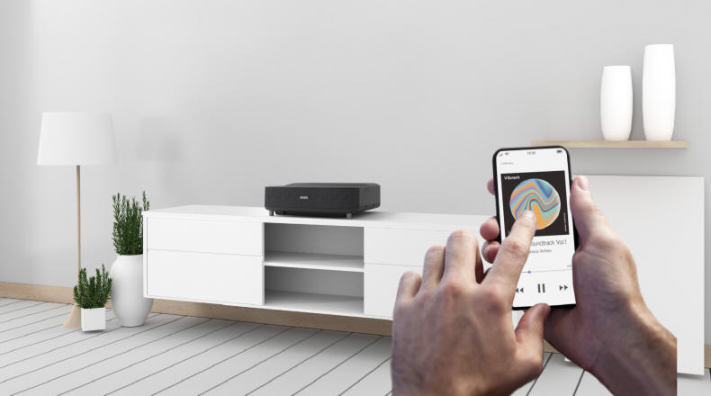 Epson Lifestudio Grand - projektor 4K z laserem i dwikiem Bose