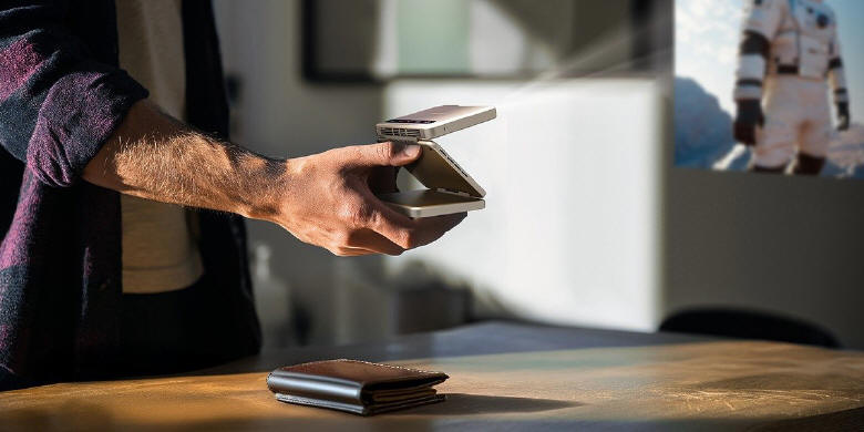 Aurzen ZIP Tri-Fold Mini HD - Najmniejszy projektor na wiecie