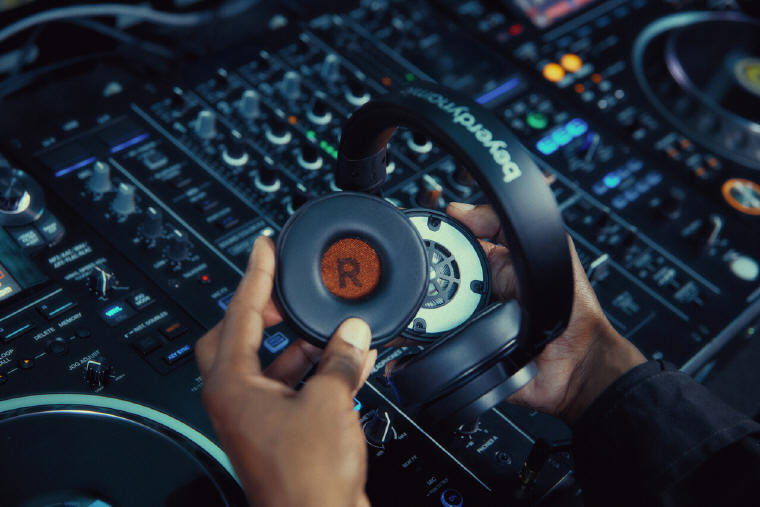 beyerdynamic prezentuje nowe słuchawki DJ-skie