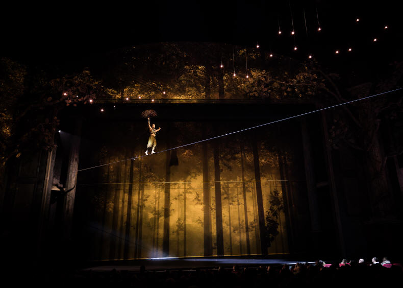 Cirque du Soleil i Epson prezentuj spektakl ALIZ