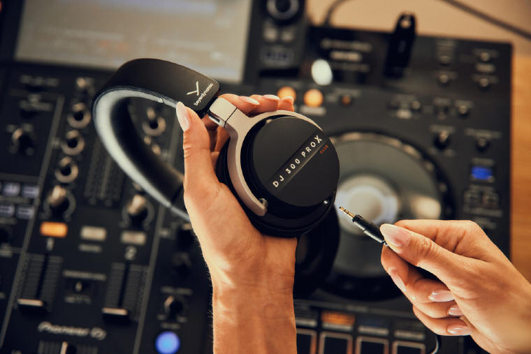 beyerdynamic prezentuje nowe słuchawki DJ-skie