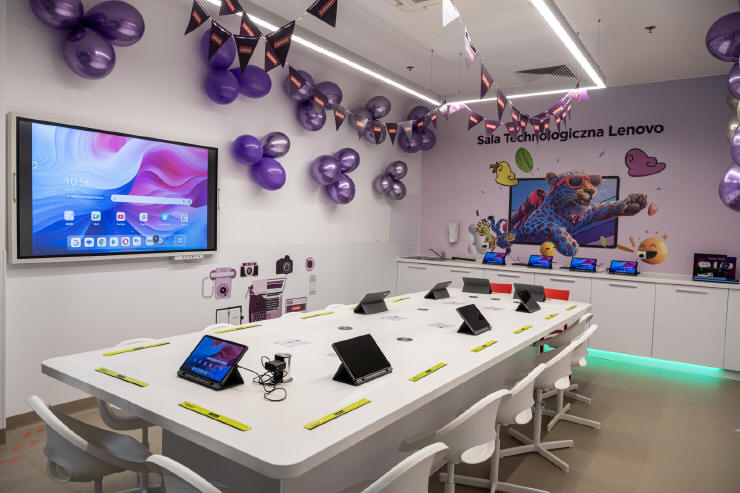 Lenovo i Fikołki edukują i wzmacniają świadomość cyfrową dzieci
