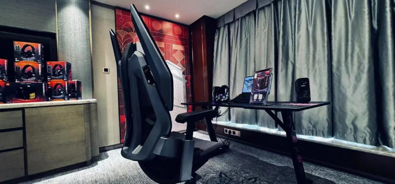 Creative Technology i TGIF - Fotel Gamingowy z Systemem Audio