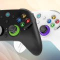 YAXO-Wasp-Ravage---pad-z-funkcjami-premium